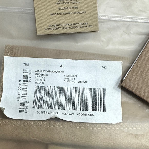 Burberry Beige Check Card Holder with Brown Trim and Red Stripe - Picture 2 of 5